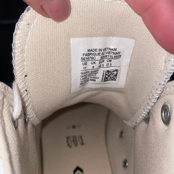 Converse White High-Top Sneakers - Picture 4 of 4